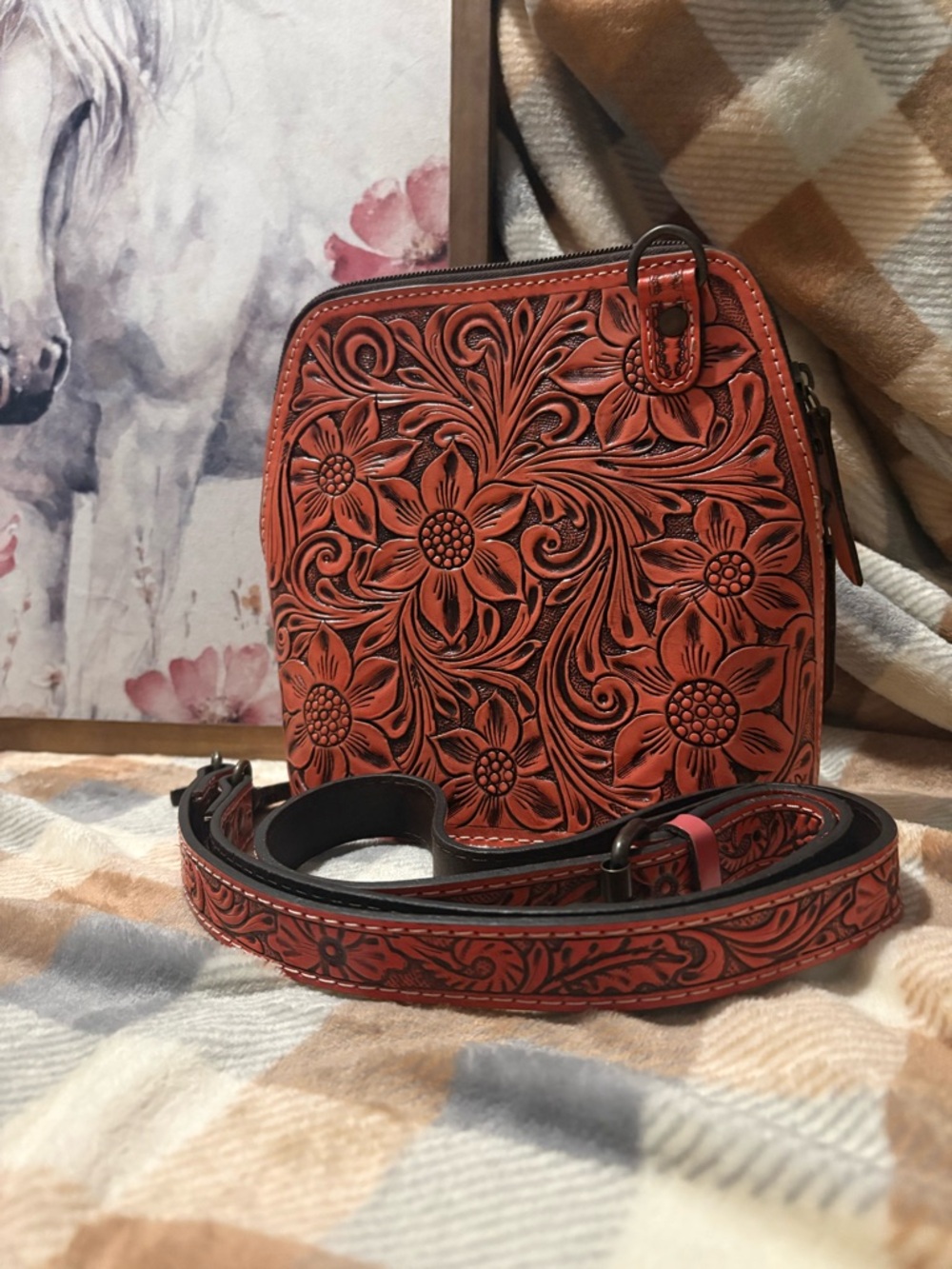 Tooled Floral Leather Crossbody Bag - Red